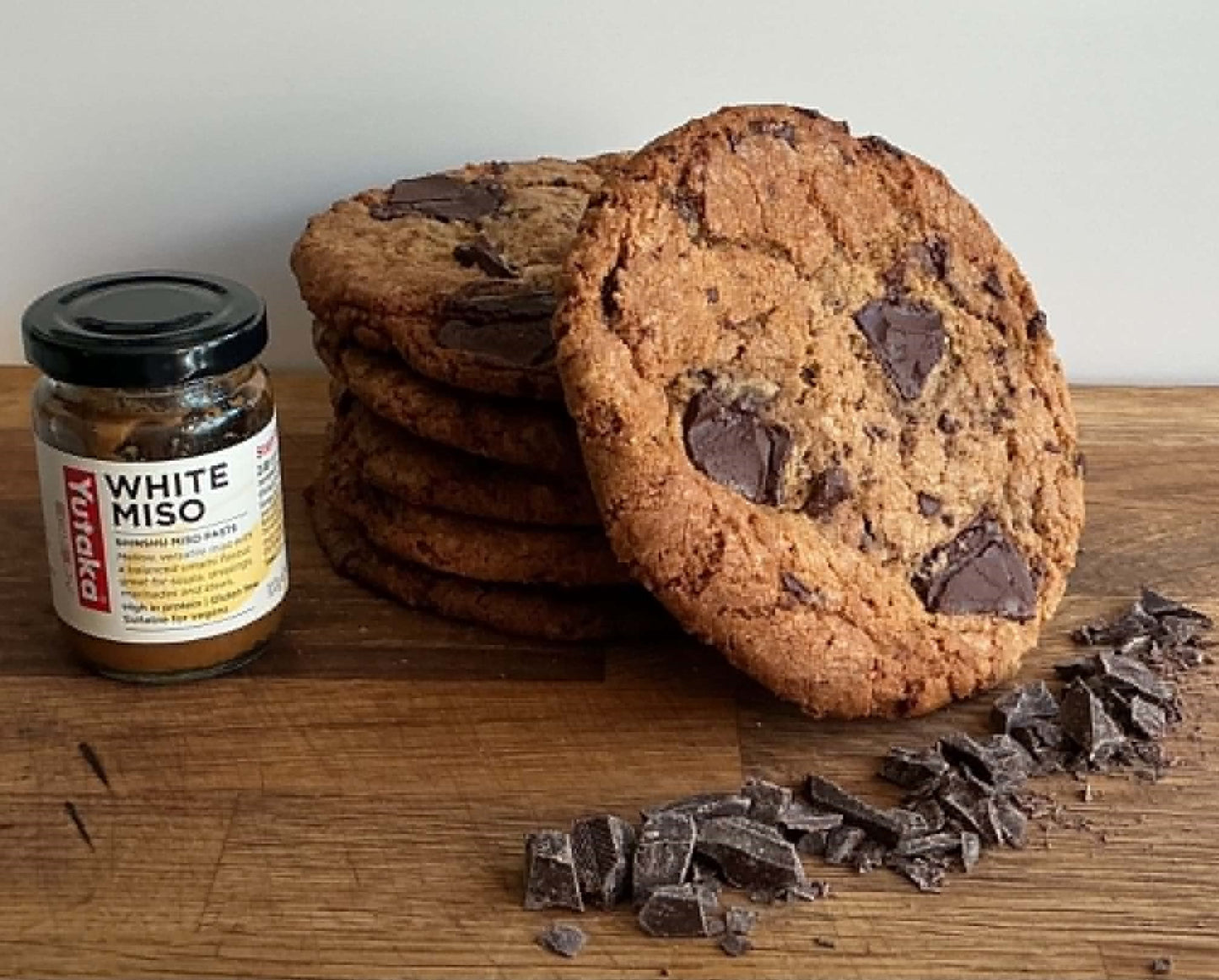 Dark chocolate & Miso cookies